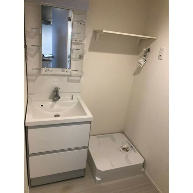 リヴェール大和町の洗面所