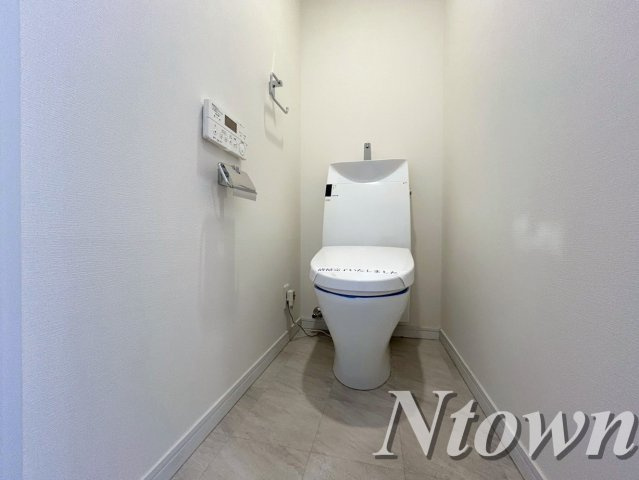 【トイレ】 | LaSante葵 | 落ち着いた色調のトイレです