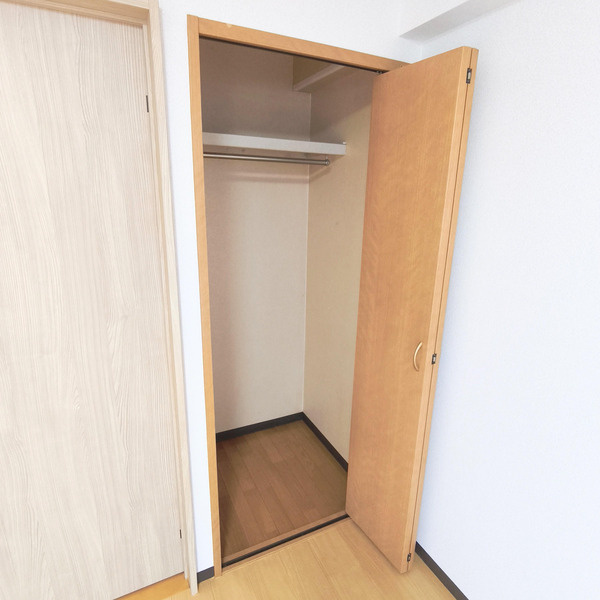 グリーンハイム南浦和の収納|別部屋参照写真