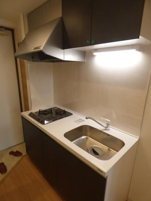 アクシーズ新都心のキッチン|※同建物別部屋参考写真