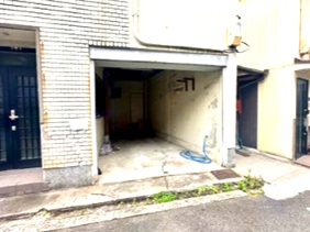 舟橋町テナントの駐車場