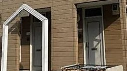 コーポヤチヨⅠの玄関