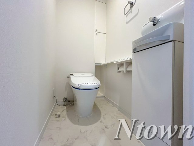 【トイレ】 | LaSante葵 | 落ち着いた色調のトイレです