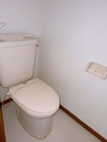 キャニオン十和田B棟のトイレ|コンパクトで使いやすいトイレです