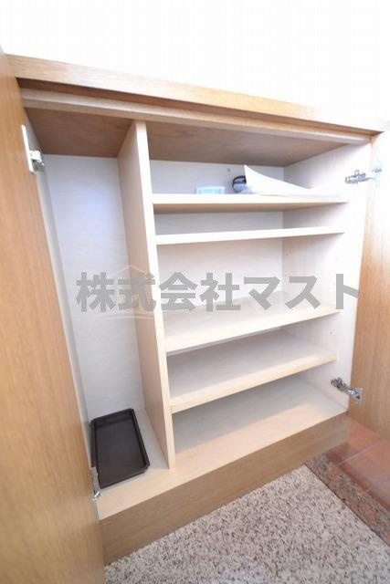 リアライズ花園町の収納