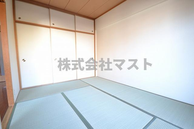 リアライズ花園町の和室
