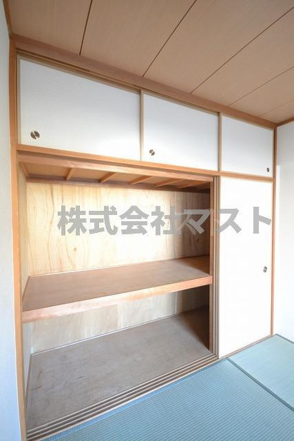 リアライズ花園町の収納