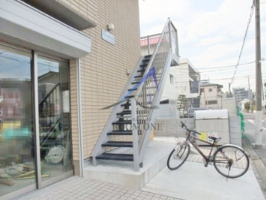 ｐｒｉｍａｖｅｒａ　ＭＡＳＵＤＡのエントランス|エントランスです。