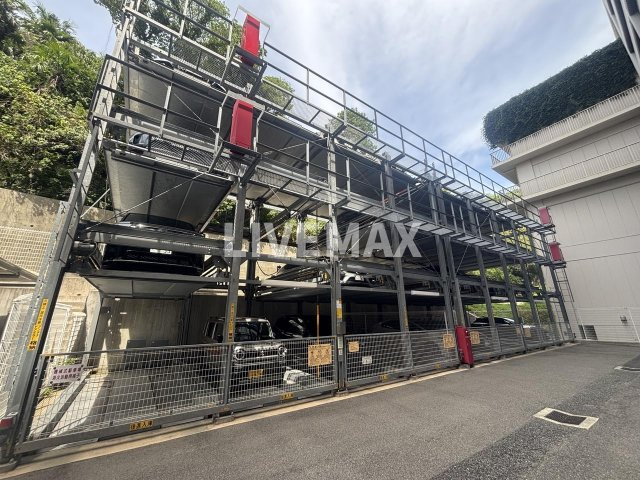 【駐車場】ワコーレ神戸北野ザ・テラス
