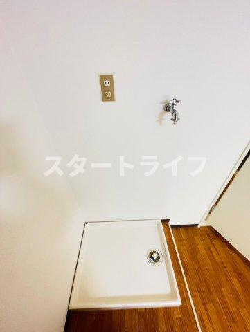 大阪市淀川区木川東３丁目の賃貸マンションの洗面所