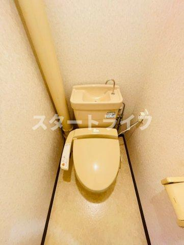大阪市淀川区木川東３丁目の賃貸マンションのトイレ