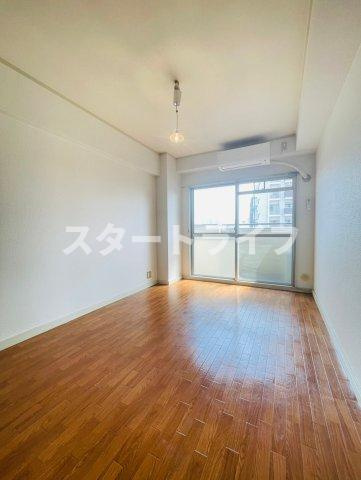 大阪市淀川区木川東３丁目の賃貸マンションの寝室