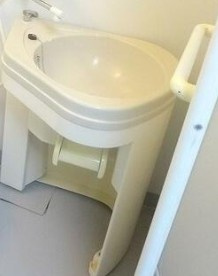 柳橋ビルの洗面所
