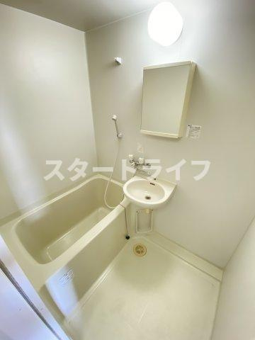 大阪市淀川区木川東４丁目の賃貸マンションの浴室