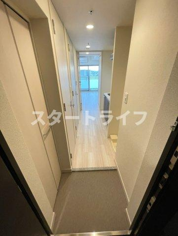 大阪市淀川区十八条１丁目の賃貸マンションの玄関