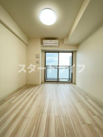 大阪市淀川区十八条１丁目の賃貸マンションの居間・リビング