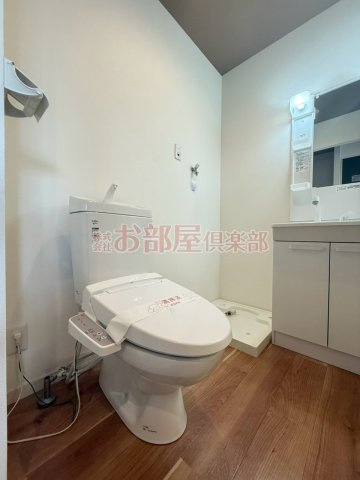 ベルリネッタのトイレ|落ち着いた色調のトイレです
