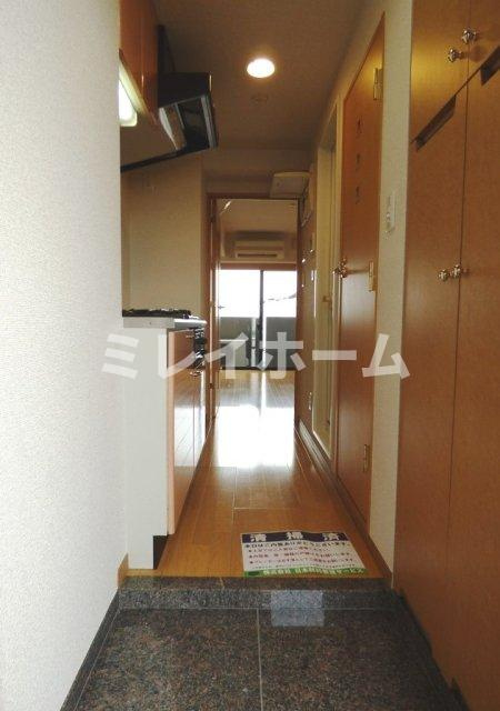 ルーブル多摩川弐番館の玄関