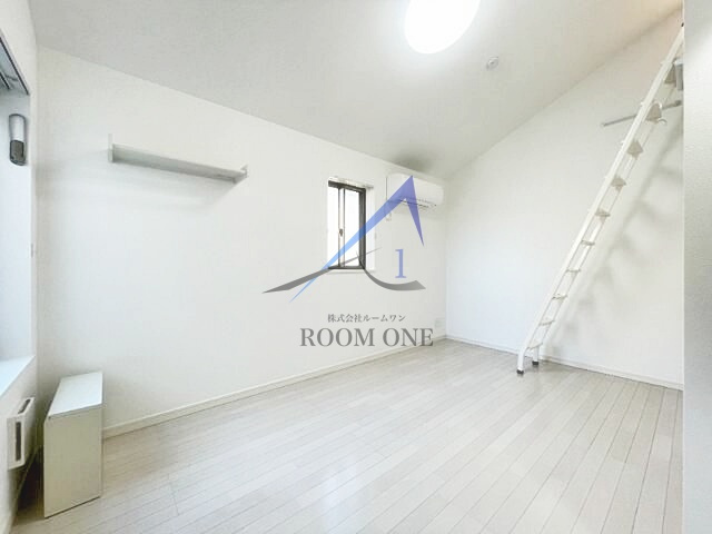 サザンロード高野の居間・リビング|洋室のお部屋です。