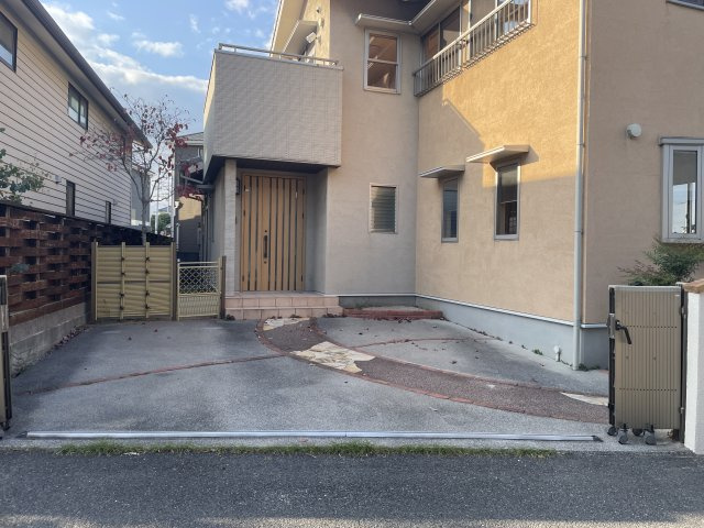 西琴芝２丁目中古戸建の駐車場