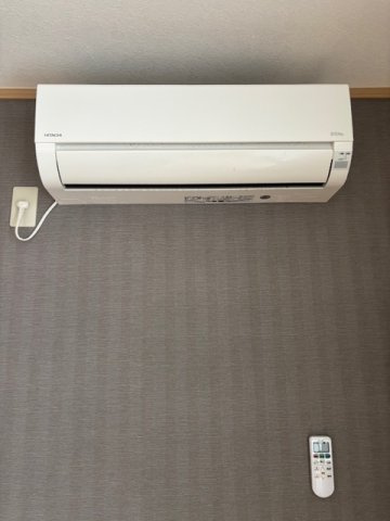 八甲ハイツの設備|冷房用エアコン