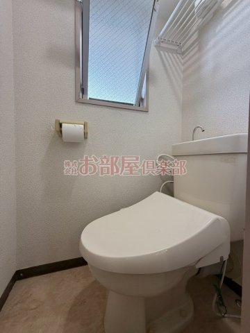 大曲ハイツのトイレ|ゆったりとした空間のトイレです