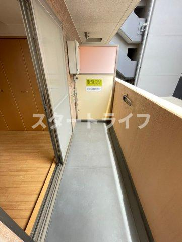 大阪市東淀川区東中島１丁目の賃貸マンションのバルコニー