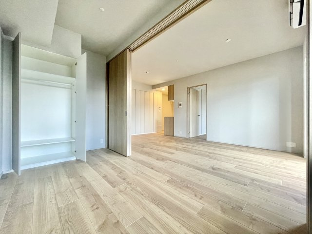 MJR熊本ゲートタワーの洋室|洋室5.0帖は仕切りをすれば独立した空間を確保可能