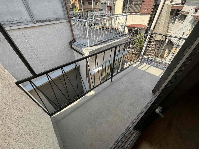 高東町1丁目貸家Ⅱのバルコニー
