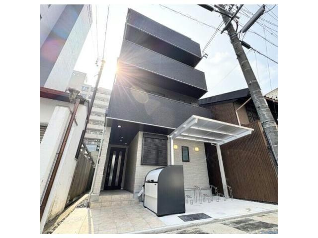 Celenest高岳のエントランス