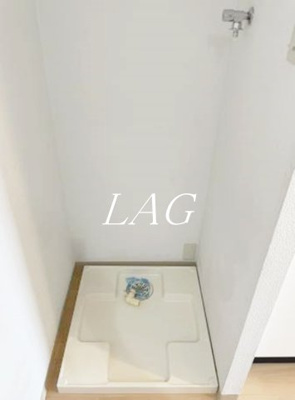 【設備】 | 第６朝日ビル | 室内洗濯機置場です。