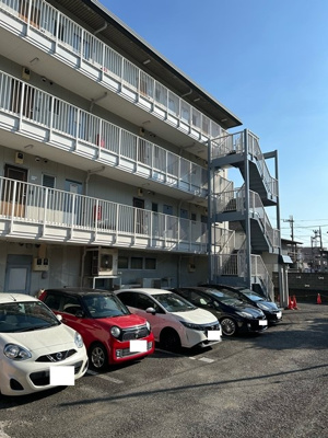 【駐車場】 | ＡＬＰＳ生麦ビル（ルミエール大谷） | 敷地内平面駐車場※空き状況要確認