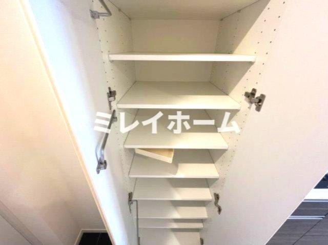 メイクスデザイン糀谷アジールコートの玄関