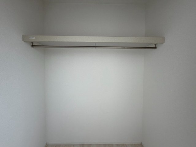 グラファーレ　岡崎市細川町2期の収納|適所に配置された収納スペースで、増えていく荷物もすっきり整理。片付け上手になれそうな暮らしやすい住まいです。									
