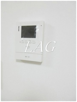 【セキュリティ】 | ヴィラ貝坂 | モニター付きインターホンです。