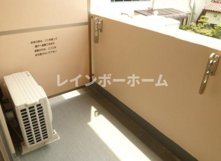 ルネス　カメリアのバルコニー