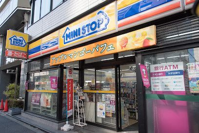 オカチコートの周辺