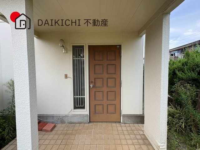 【玄関】 | 北本市下石戸　中古戸建