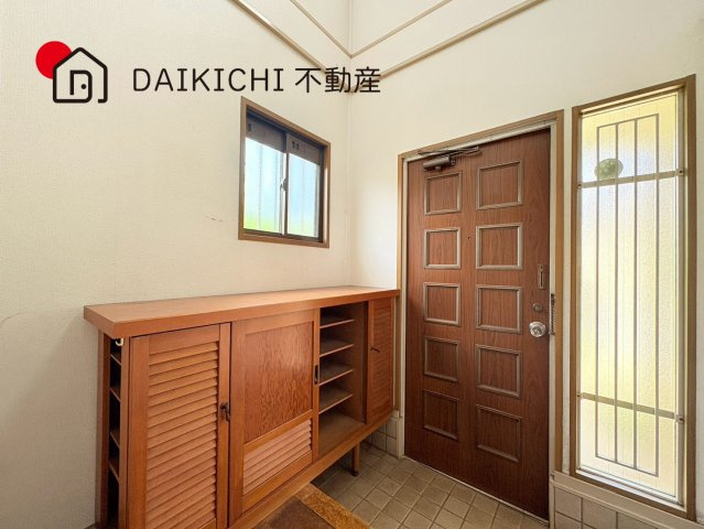 【玄関】 | 北本市下石戸　中古戸建