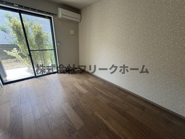 三鷹市井の頭１丁目のアパートの寝室