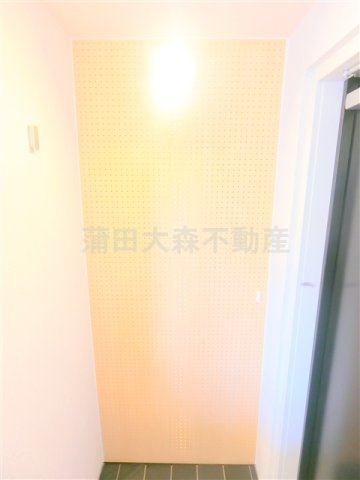 Trias381の玄関