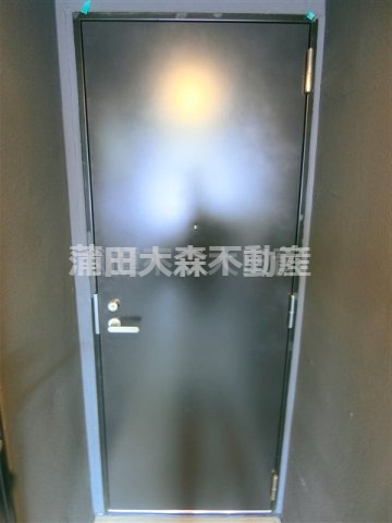 Trias381の玄関