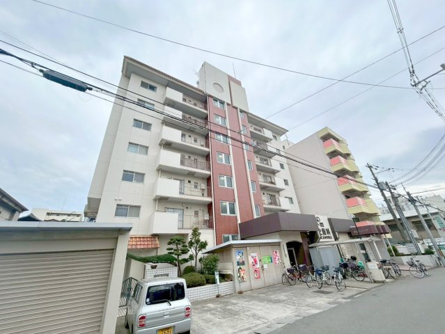 コーポラス寺内の外観