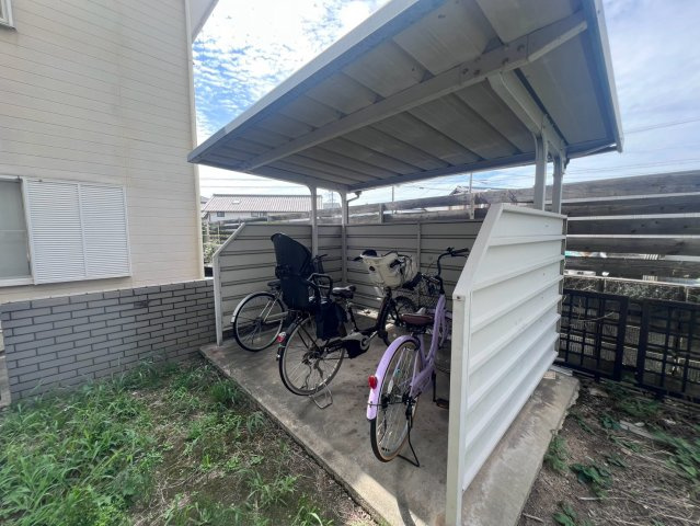 【駐輪場】の画像
