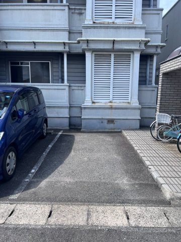 【駐車場】の画像