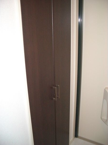 メープルコートの玄関