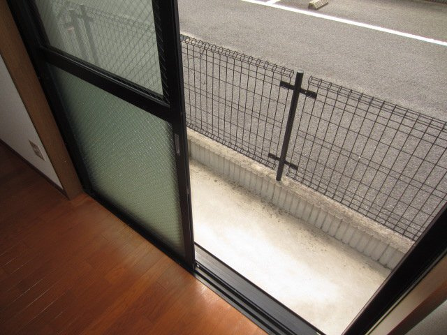 【バルコニー】