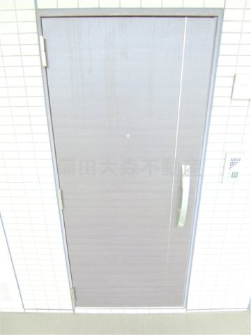 XEBEC蒲田Station-exz.(ジーベックカマタステーションエグゼの玄関