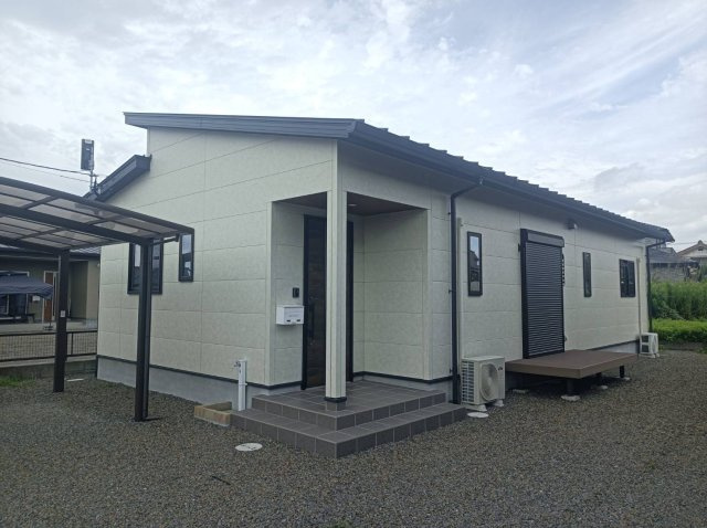 曽於市末吉町諏訪方の中古一戸建