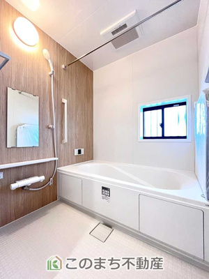 【浴室】 | つくば市高野台3丁目10番 | 同社施工物件写真。※建具やフローリング、その他仕様が異なる場合がございます。